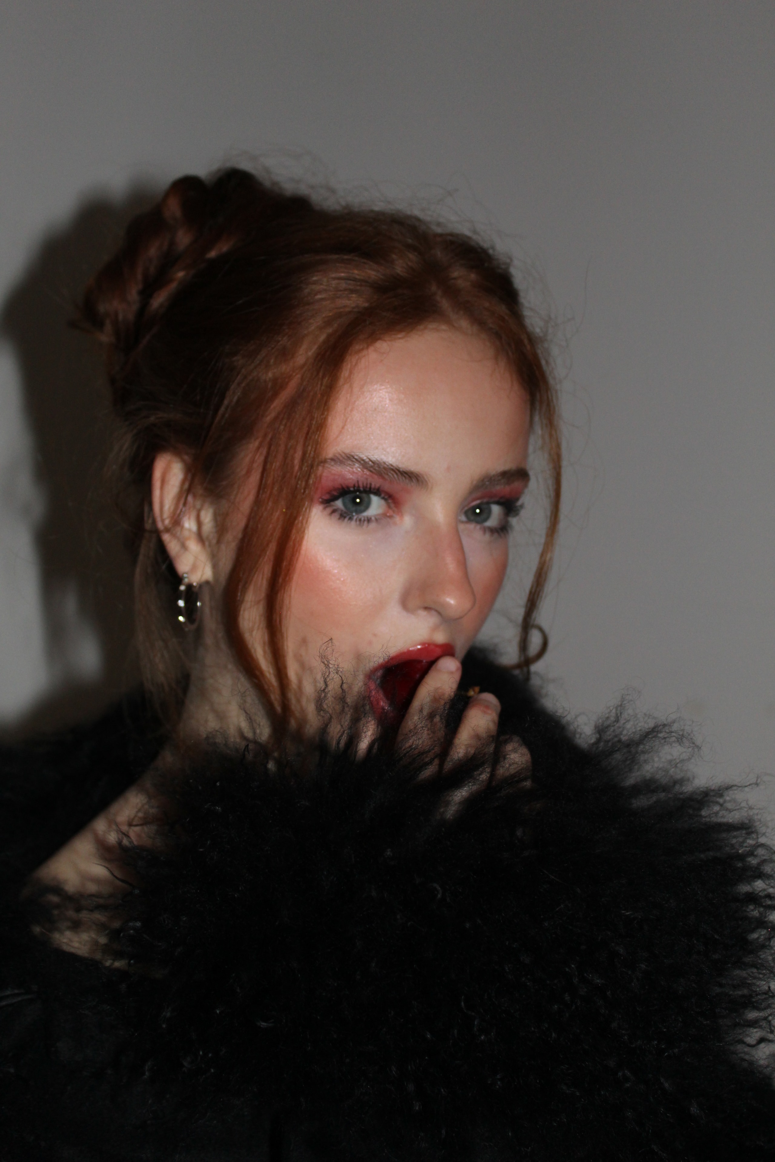 Jools and her Cherries — shoot photo 3