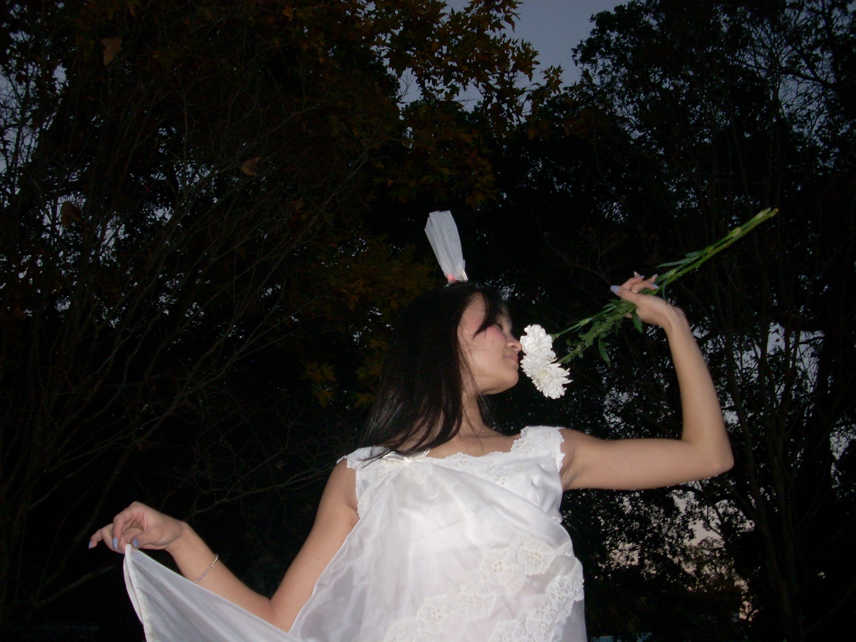 Nisa Kincaid Going to the Chapel — shoot photo 1