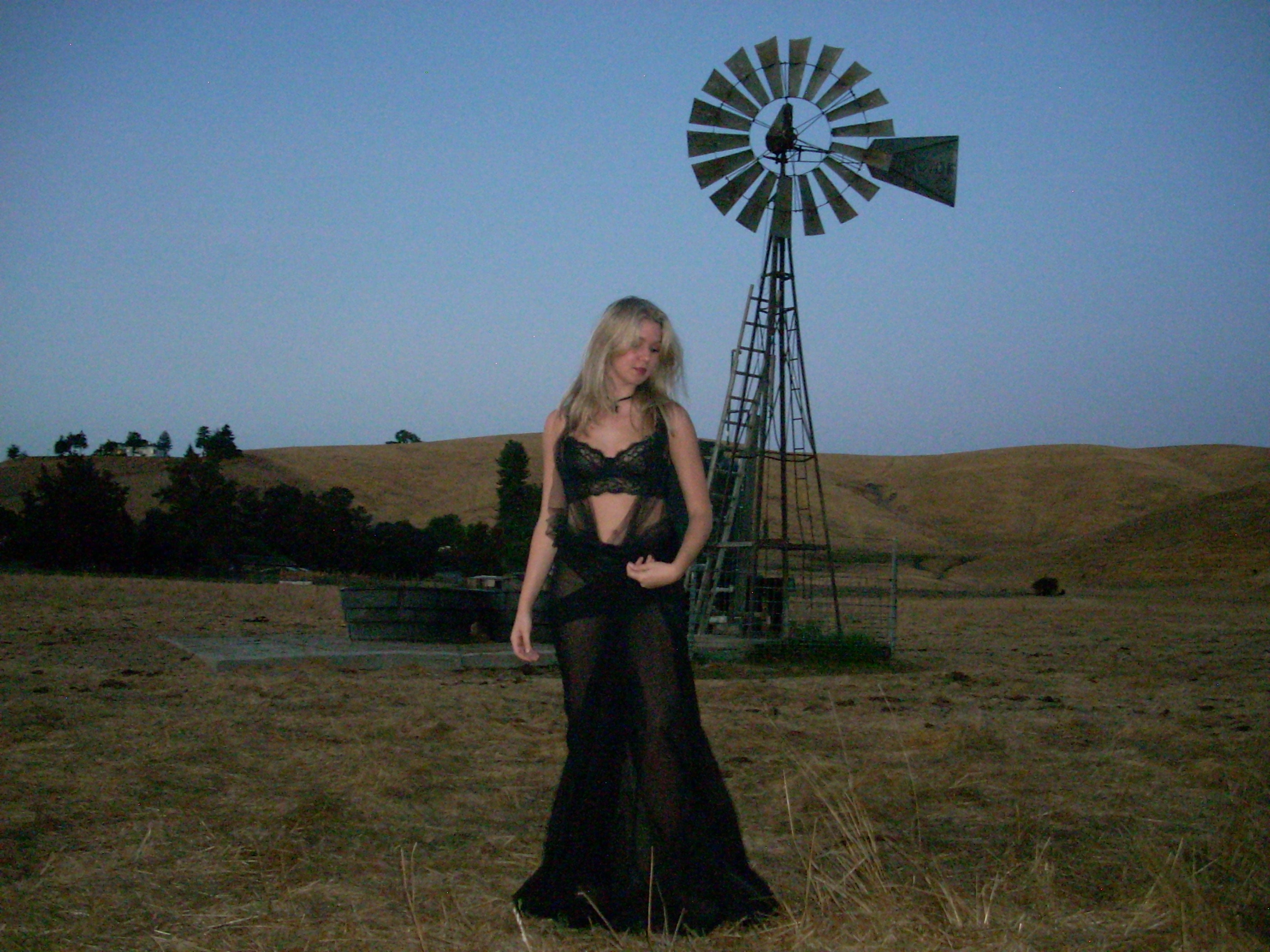 Lily Washam at the Ranch — shoot photo 1